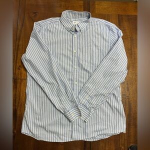 GAP Men’s Standard Fit Performance Cotton Blue White Striped Button-Down Shirt L